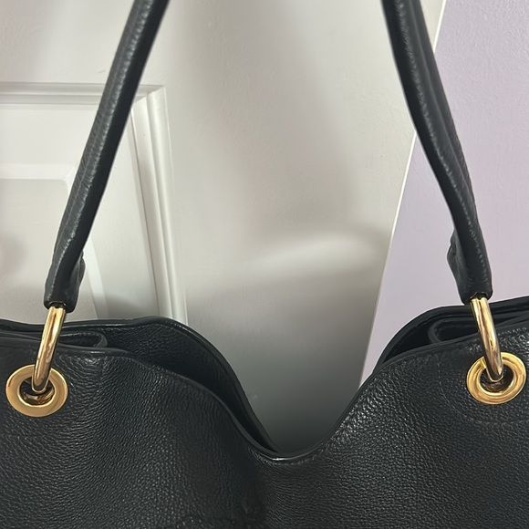 Prada Vitello Daino Satchel Tote in Black - Picture 2 of 5